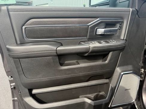 New 2026 RAM 3500 Laramie AWD/4WD image 18