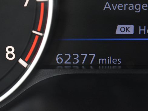 Used 2024 Nissan Altima 2.5 SV FWD image 31