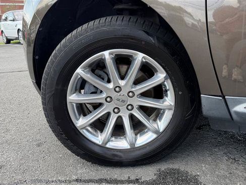 Used 2011 Lincoln MKX 2WD w/ 101A Rapid Spec Order Code image 15