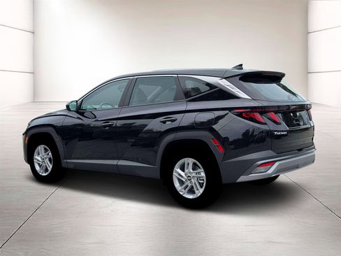 New 2026 Hyundai Tucson SE image 4