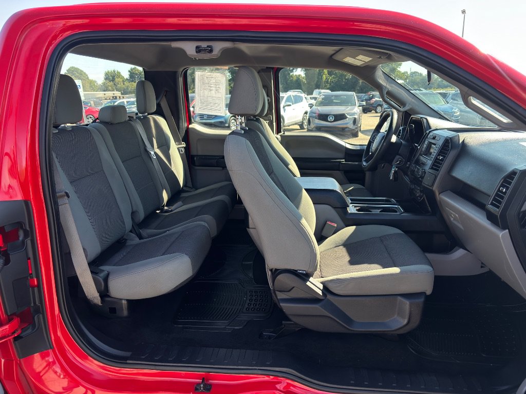 Used 2015 Ford F150 XL w/ Equipment Group 101A Mid AWD/4WD image 19