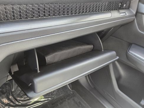 Used 2025 Honda CR-V LX image 22