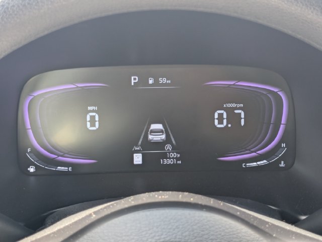 Used 2025 Kia Soul LX w/ LX Technology Package FWD image 28