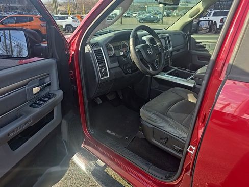 Used 2014 RAM 1500 Classic SLT image 12