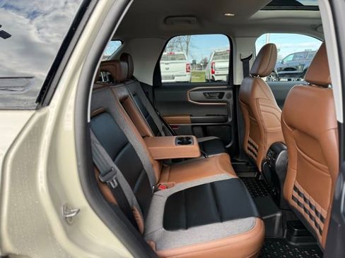 Used 2024 Ford Bronco Sport Outer Banks w/ Tech Package image 20