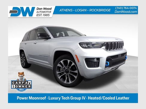 Used 2022 Jeep Grand Cherokee Overland w/ Luxury Tech Group IV AWD/4WD image 1