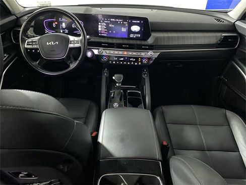 Used 2023 Kia Telluride EX w/ EX Captain's Chair Package image 26