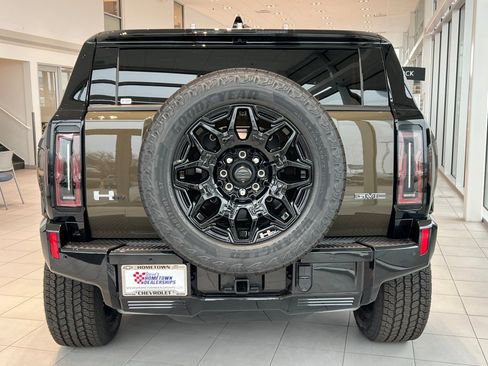New 2025 GMC Hummer EV 2X image 5