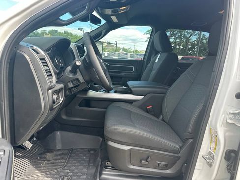 New 2026 RAM 2500 Big Horn AWD/4WD image 11