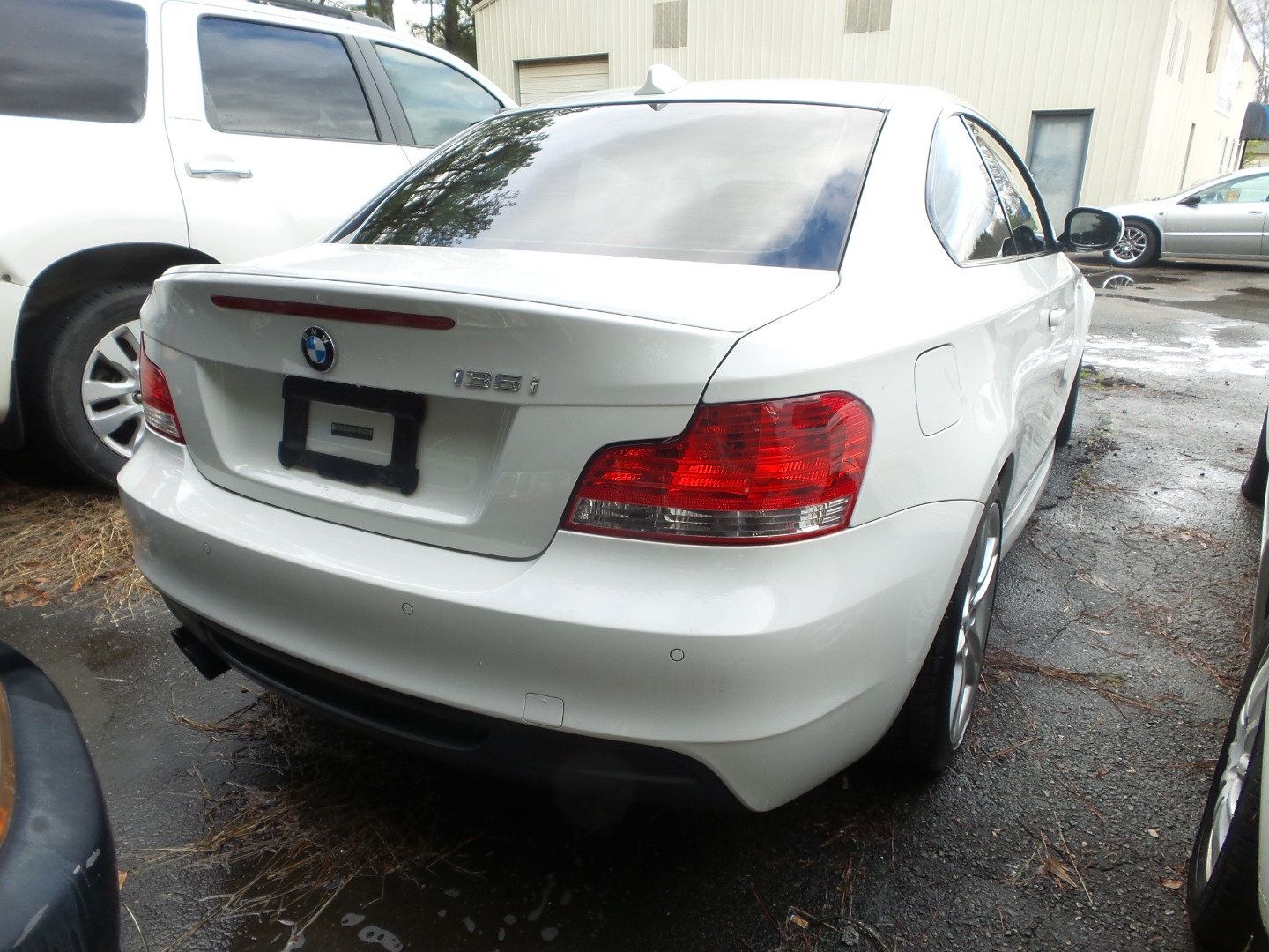 Used 2011 BMW 135i Coupe RWD image 10