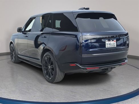 Certified 2023 Land Rover Range Rover Long Wheelbase Autobiography image 7