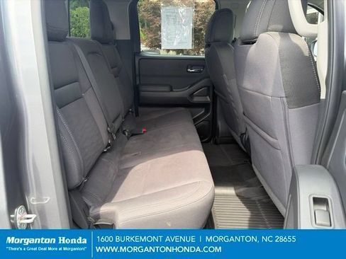 Used 2022 Nissan Frontier SV AWD/4WD image 36