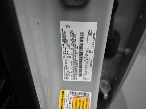 Certified 2022 Ford Bronco Base image 18