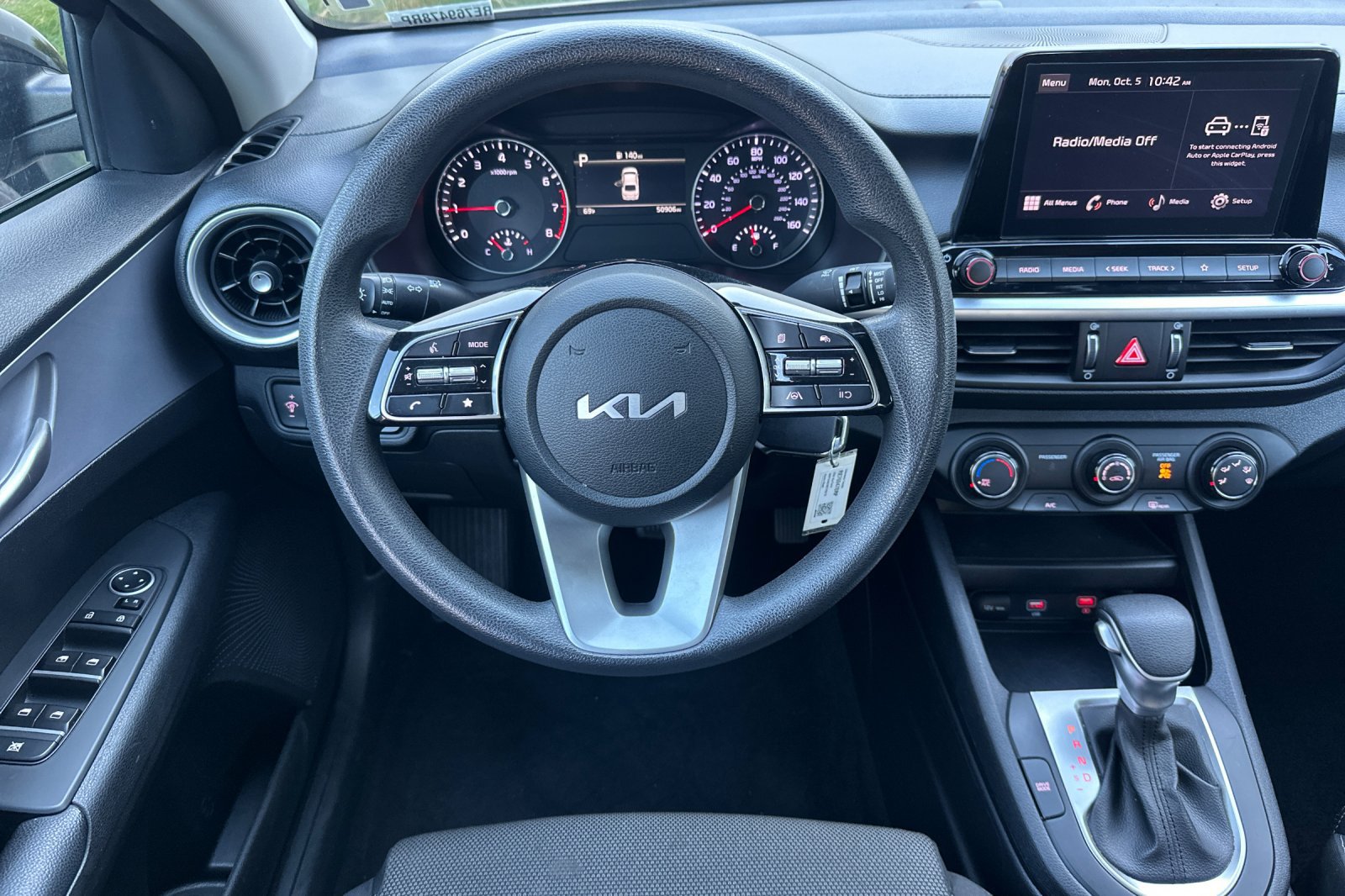 Used 2024 Kia Forte LXS FWD image 16