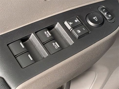 Used 2014 Honda Odyssey EX image 15