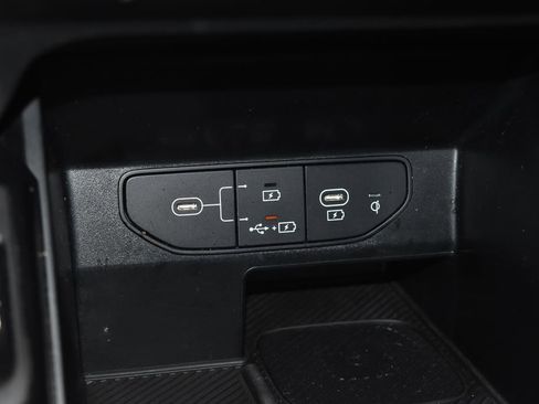 Used 2024 Kia Sorento S AWD/4WD image 14