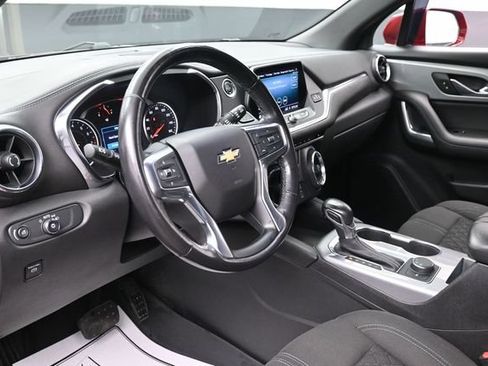 Used 2020 Chevrolet Blazer LT FWD image 14