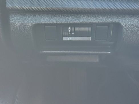 Used 2024 Subaru Crosstrek 2.0i Premium image 23