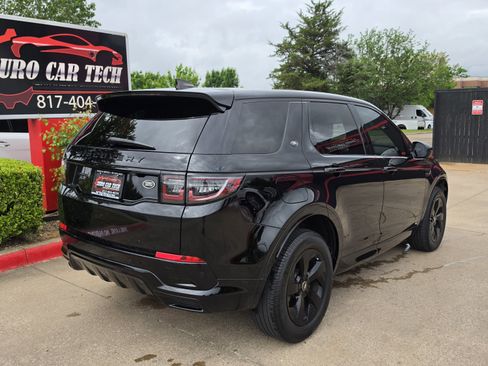 Used 2020 Land Rover Discovery Sport SE R-Dynamic image 8