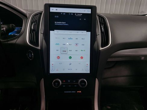 Used 2024 Ford Edge SEL image 19