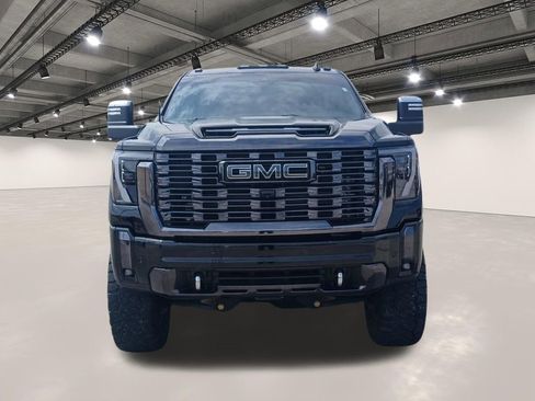 Used 2024 GMC Sierra 2500 Denali Ultimate image 18