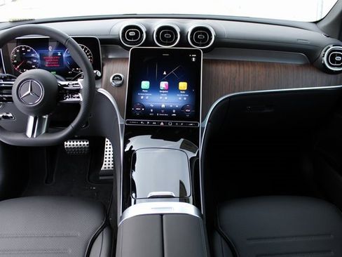 New 2025 Mercedes-Benz GLC 350e 4MATIC image 38