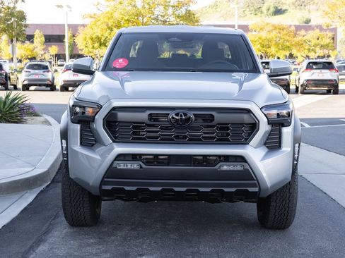 New 2026 Toyota Tacoma TRD Off-Road image 2