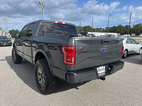 Used 2017 Ford F150 Lariat w/ Equipment Group 502A Luxury image 6