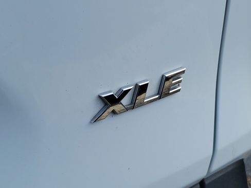 Used 2024 Toyota RAV4 XLE w/ Convenience Package FWD image 6