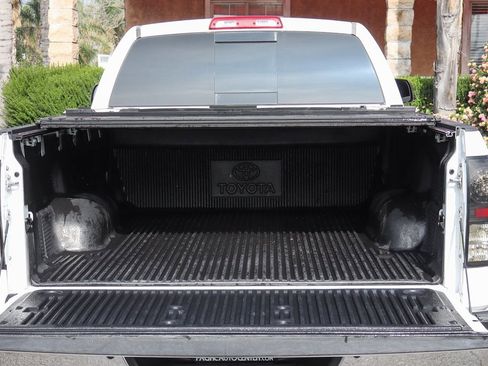 Used 2010 Toyota Tundra 2WD Double Cab image 9