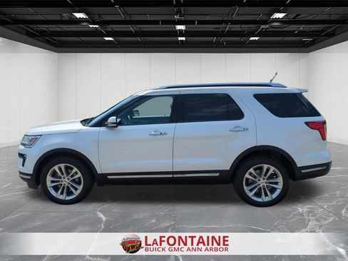 Used 2018 Ford Explorer Limited w/ Equipment Group 301A AWD/4WD image 9