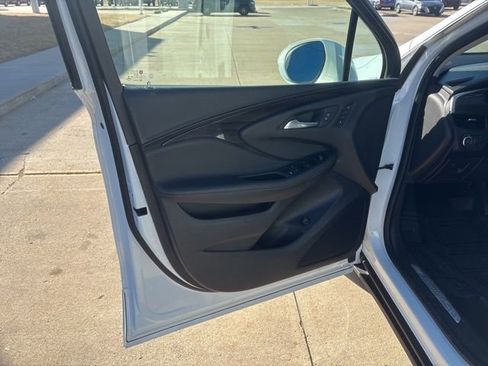 Used 2020 Buick Envision Essence w/ Experience Buick Package image 11