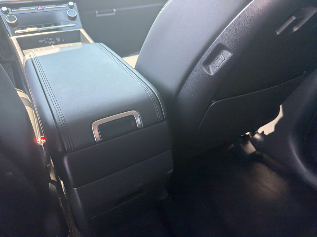 Used 2026 Hyundai Santa Fe SEL FWD image 17