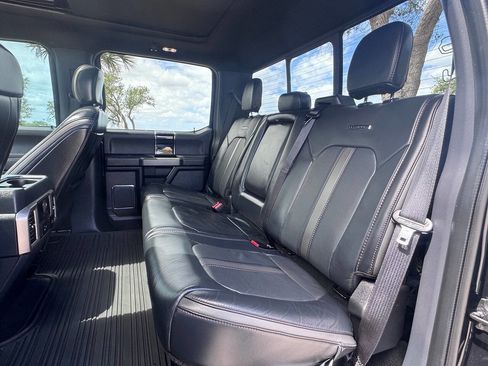 Used 2022 Ford F450 Platinum w/ FX4 Off-Road Package image 28