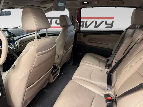 Used 2023 Honda Odyssey Touring image 16