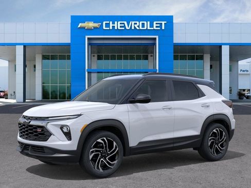 New 2026 Chevrolet TrailBlazer RS w/ Driver Confidence Package FWD image 2