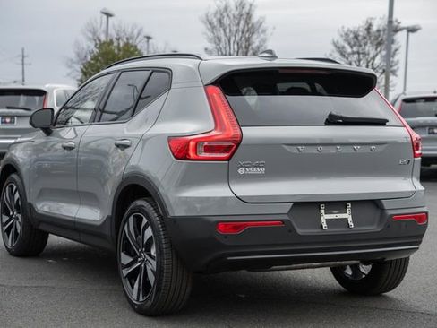 New 2026 Volvo XC40 B5 Ultra w/ Protection Package Premier image 5