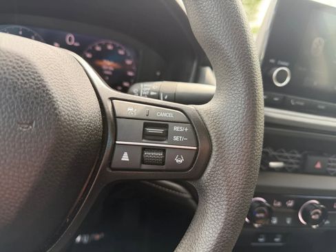 Used 2025 Honda Accord SE image 22