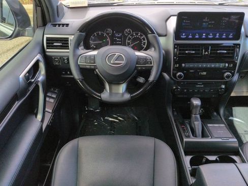 Used 2022 Lexus GX 460 Premium AWD/4WD image 16