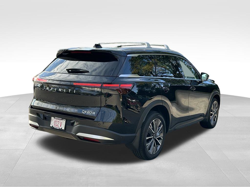 Certified 2027 INFINITI QX60 Luxe w/ Family Package AWD/4WD image 8