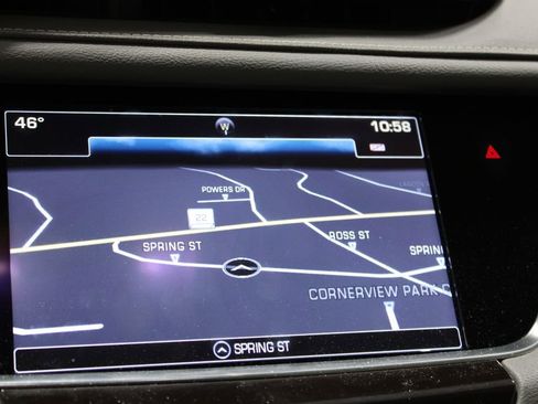 Used 2017 Cadillac XT5 Luxury image 32