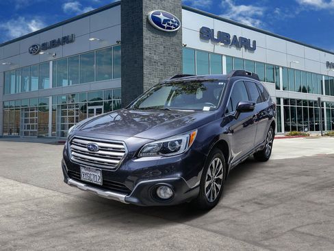 Used 2017 Subaru Outback 2.5i Limited AWD/4WD image 1