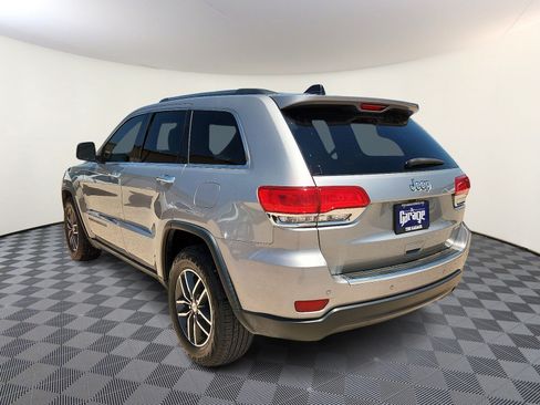 Used 2017 Jeep Grand Cherokee Limited w/ Luxury Group II RWD image 3