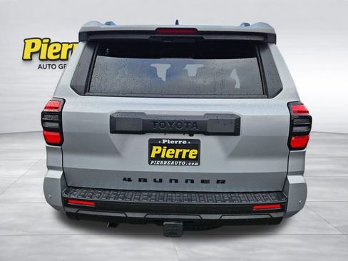 Used 2025 Toyota 4Runner TRD Off-Road Premium image 4