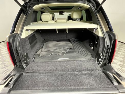 Used 2022 Land Rover Range Rover First Edition image 27
