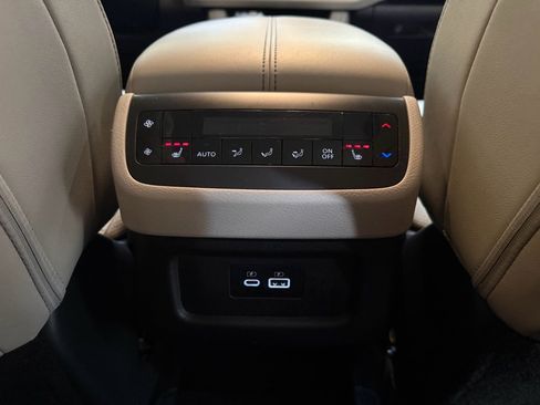 Used 2023 Nissan Pathfinder SL w/ SL Premium Package image 25