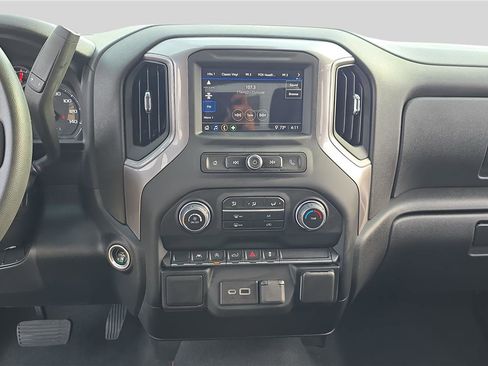 Used 2023 Chevrolet Silverado 1500 Custom image 19