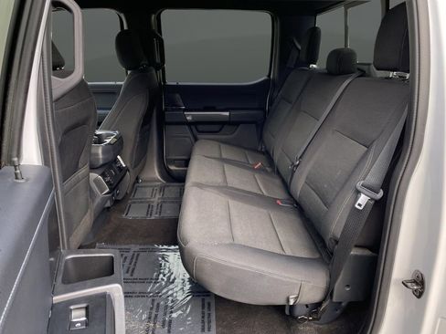 Certified 2022 Ford F150 XLT w/ Equipment Group 302A High image 38