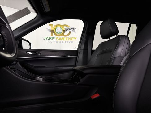 New 2025 Jeep Grand Cherokee Limited image 28