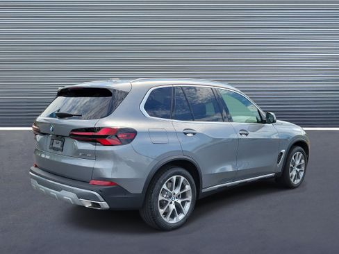 Used 2026 BMW X5 sDrive40i RWD image 3